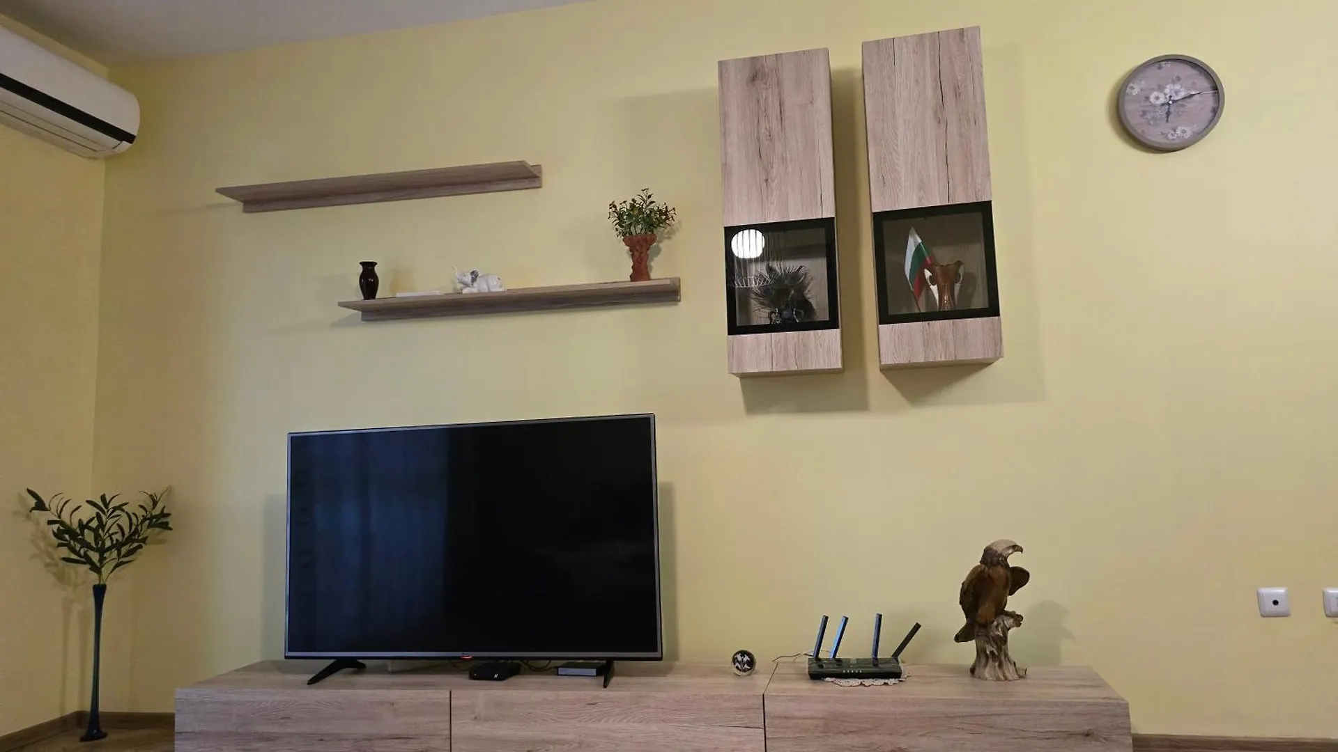 Apartment Wild Walnut Varna 0*,  Bulgaria