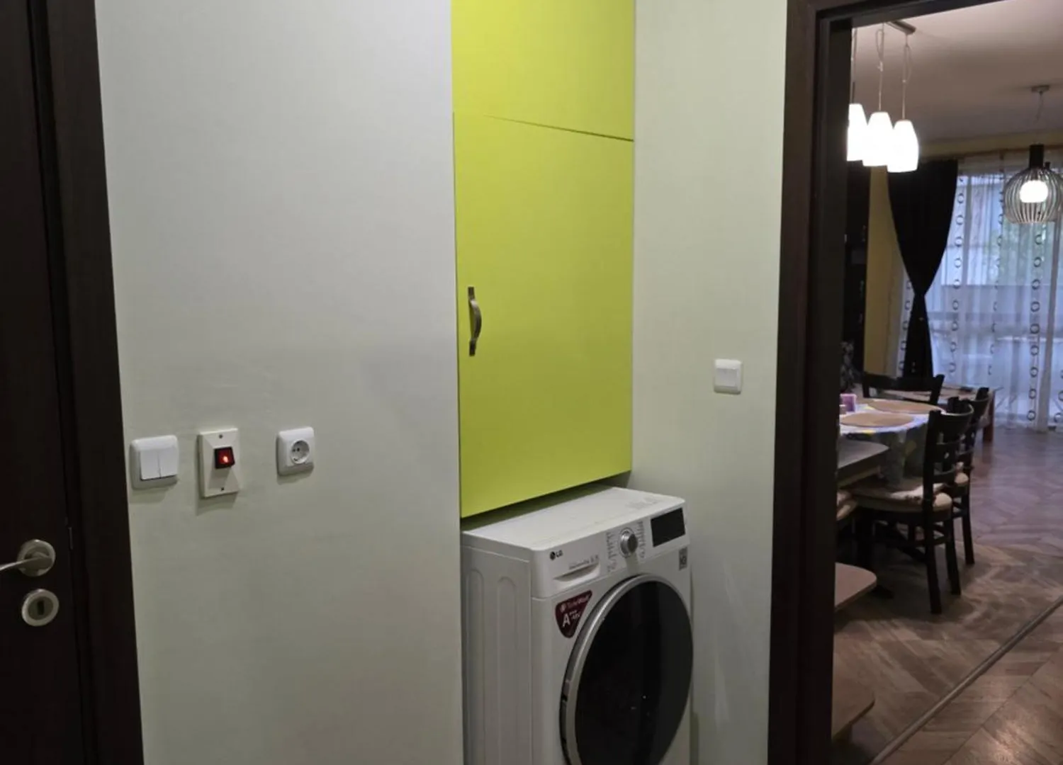Apartment Wild Walnut Varna